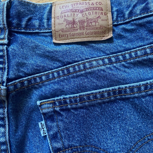 🌸 2 for $45 Amazing vintage Levi’s - Picture 4 of 4